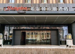 蘭州莫高大道希爾頓歡朋酒店20平方米雙溫冷庫(kù)建造工程